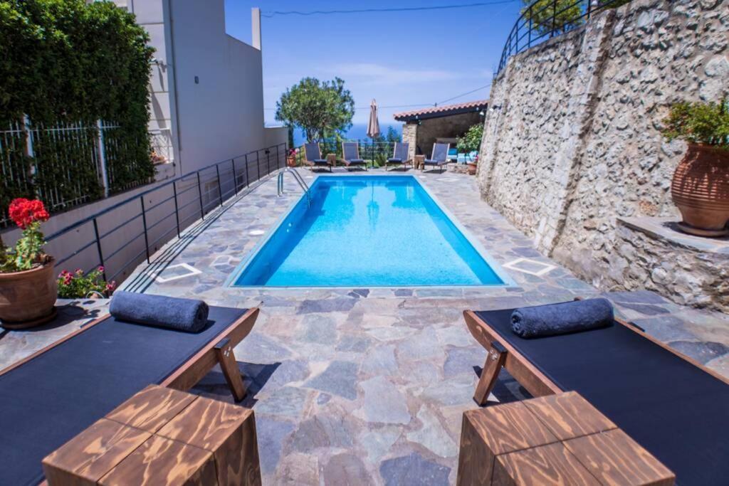 Villa Ventus, 40Sqm Private Pool & Hot Tub! Roussospition Luaran gambar