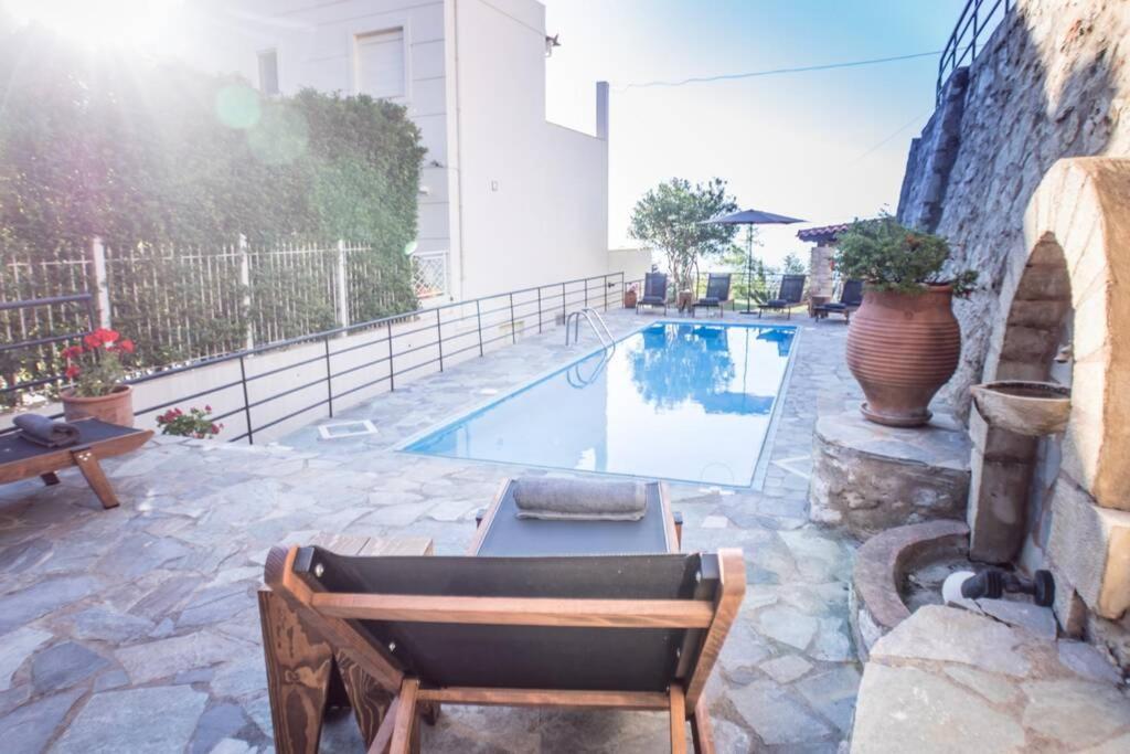 Villa Ventus, 40Sqm Private Pool & Hot Tub! Roussospition Luaran gambar