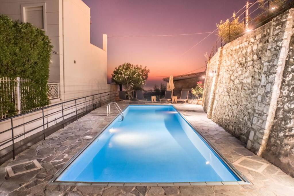 Villa Ventus, 40Sqm Private Pool & Hot Tub! Roussospition Luaran gambar