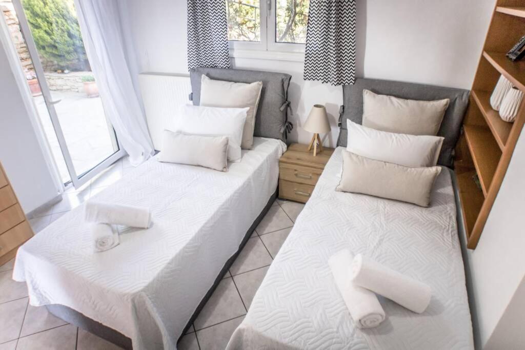 Villa Ventus, 40Sqm Private Pool & Hot Tub! Roussospition Luaran gambar